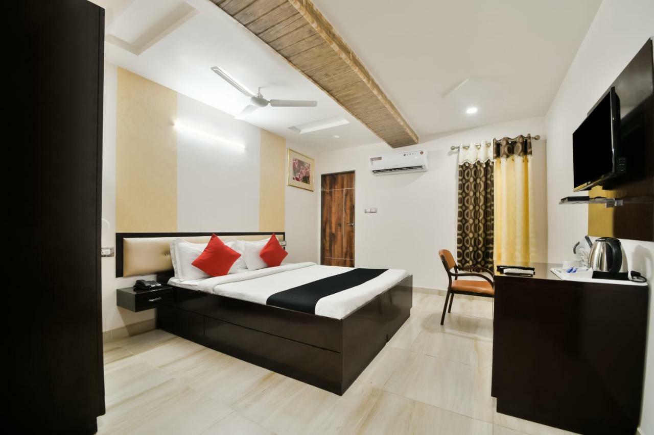 Capital O 39331 Hotel Retaj Bhilwara Extérieur photo