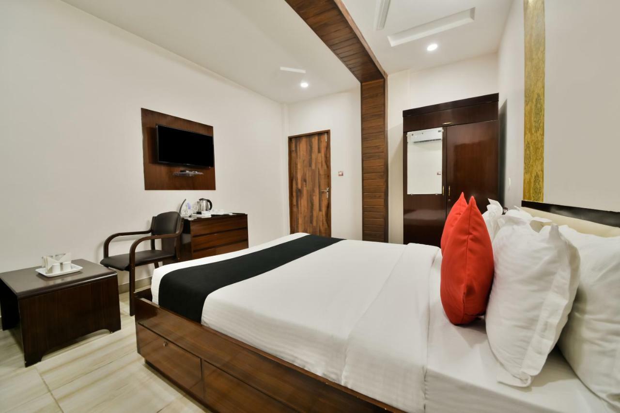 Capital O 39331 Hotel Retaj Bhilwara Extérieur photo