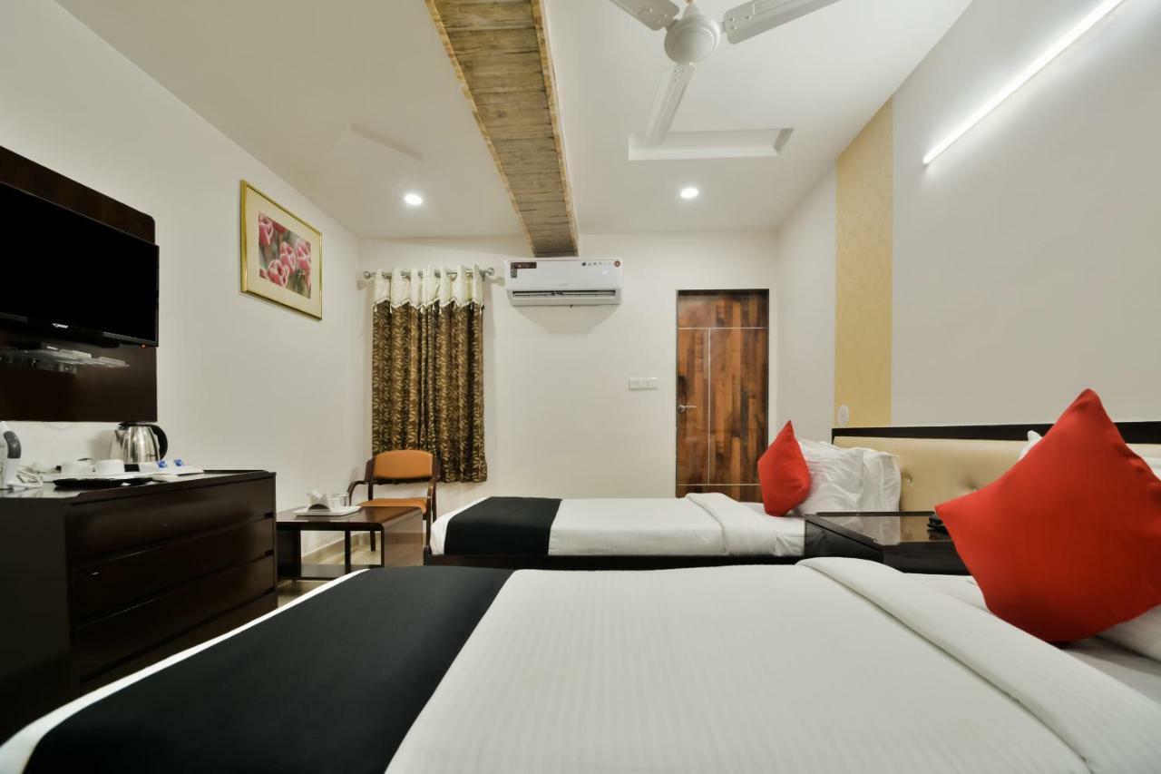 Capital O 39331 Hotel Retaj Bhilwara Extérieur photo